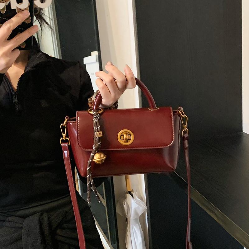 IELGY Ladies Messenger Bag Retro Portable All-Match Casual Portable