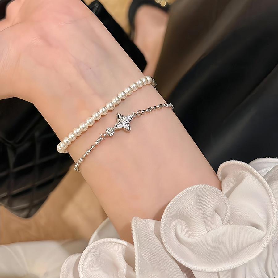 Zircon Star Shape Bracelet For Women With Geometric Design And Floral Elements For Gift Giving