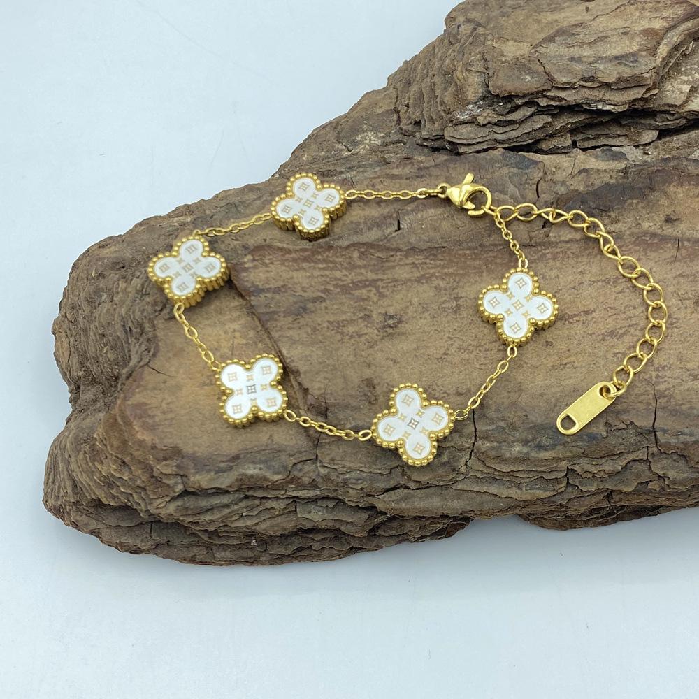13MM Titanium Steel Bracelet Double-sided Shell Star Pattern Shell Lucky Fashion Ladies Four-leaf Clover Bracelet