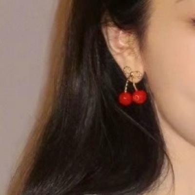 Brincos de Cereja Doce Femininos Simples Moda Personalidade Temperamento Nicho Elegante Joia de Orelha para o Dia a Dia