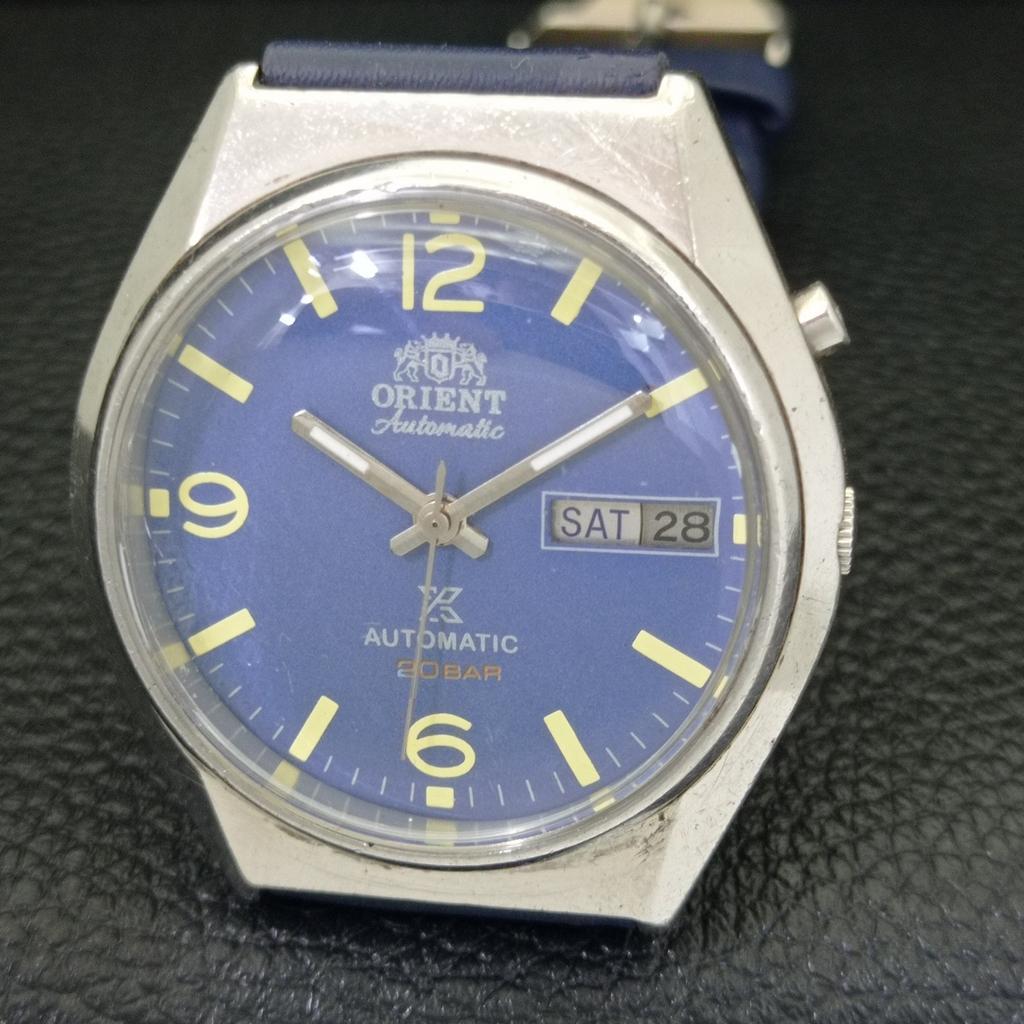 AUTOMATIC VINTAGE ORIENT 46941 JAPAN MENS BLUE COLOR DIAL WATCH a500745-5 R154-a500745