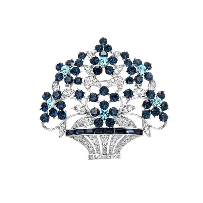 Design Sense Heavy Industry European Full Zirconium Portable Flower Basket Elegant Chic Exquisite Temperament Coat Brooch Accessories