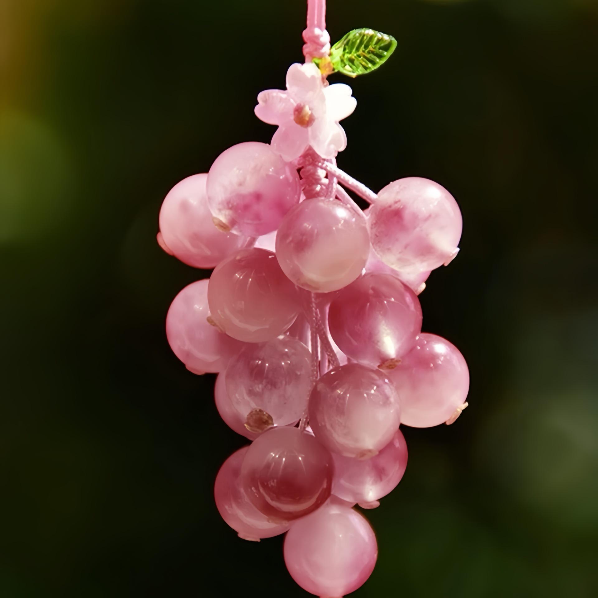 

Grape Pendant Gradient Charm: Car Bag Ornament & Cultural Scenic Gift in Resin