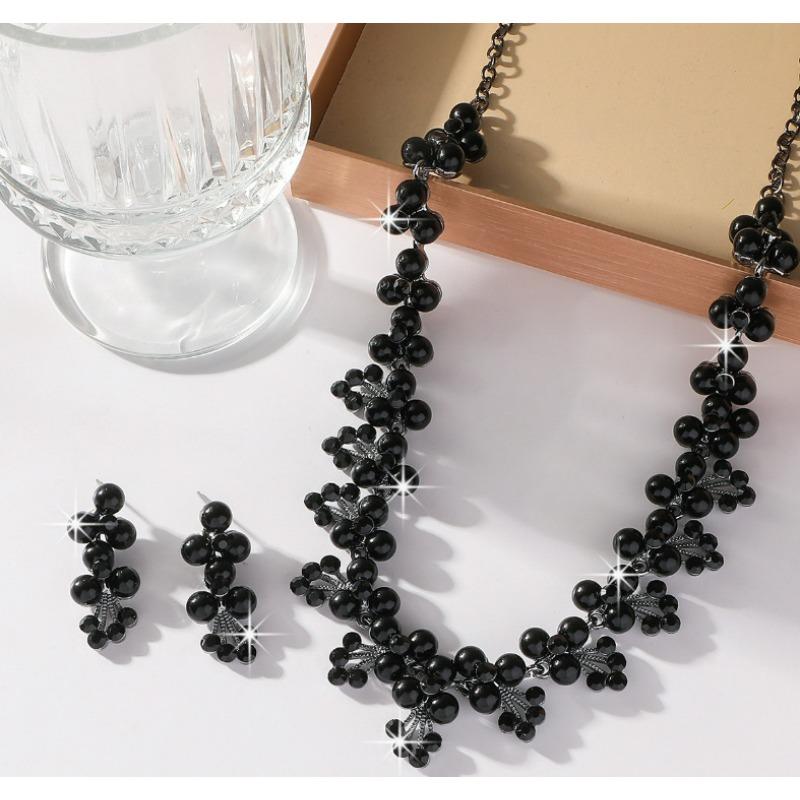 

Pearl Rhinestone Set Chain Female Bride Set Jewelry Niche Temperament Collarbone Chain