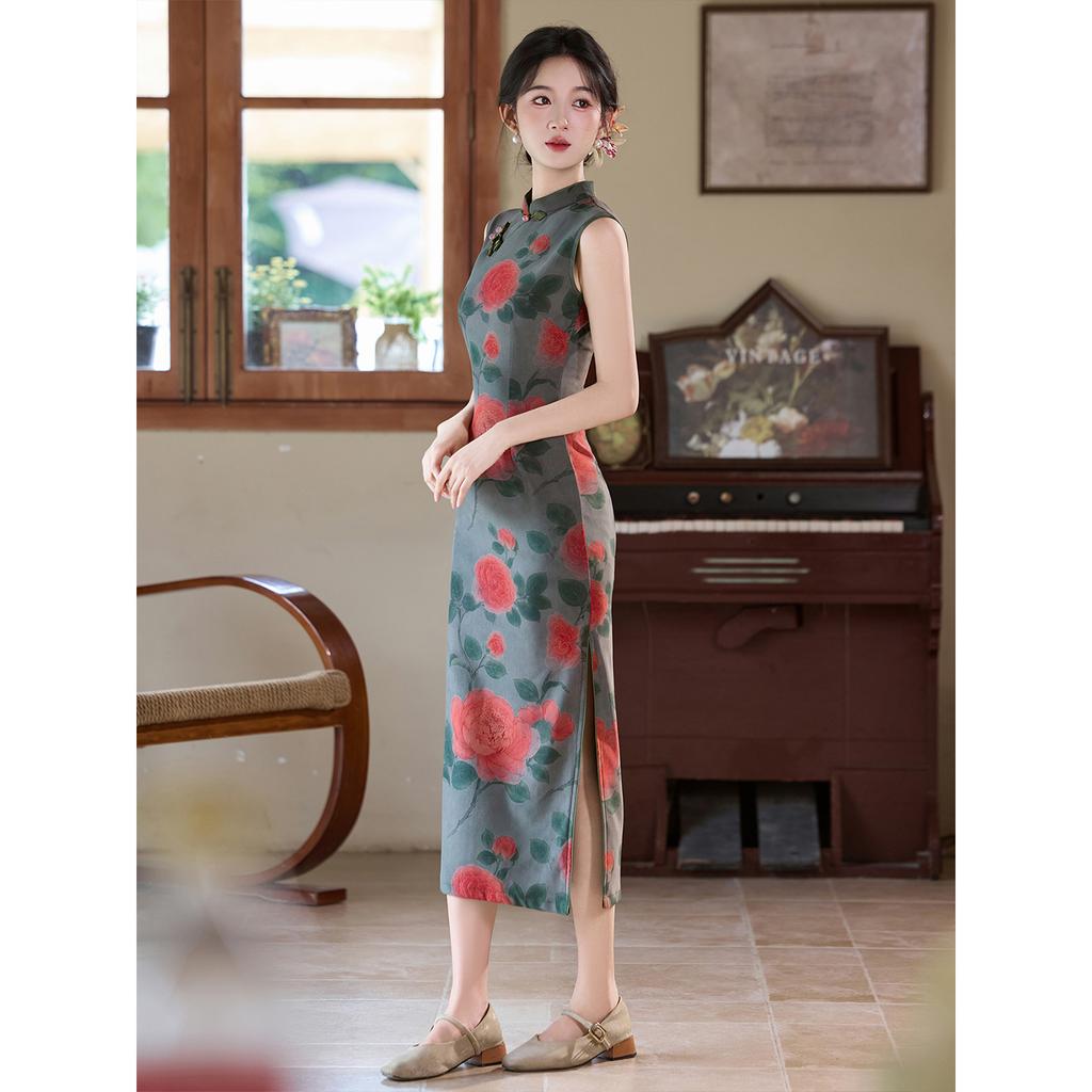Old Shanghai retro style sleeveless improved cheongsam dress daily slim and thin temperament elegant low-necked young model