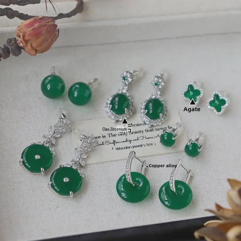 Elegant Retro Zircon Earrings: Chic, Versatile, and Luxurious Silver Needle Design