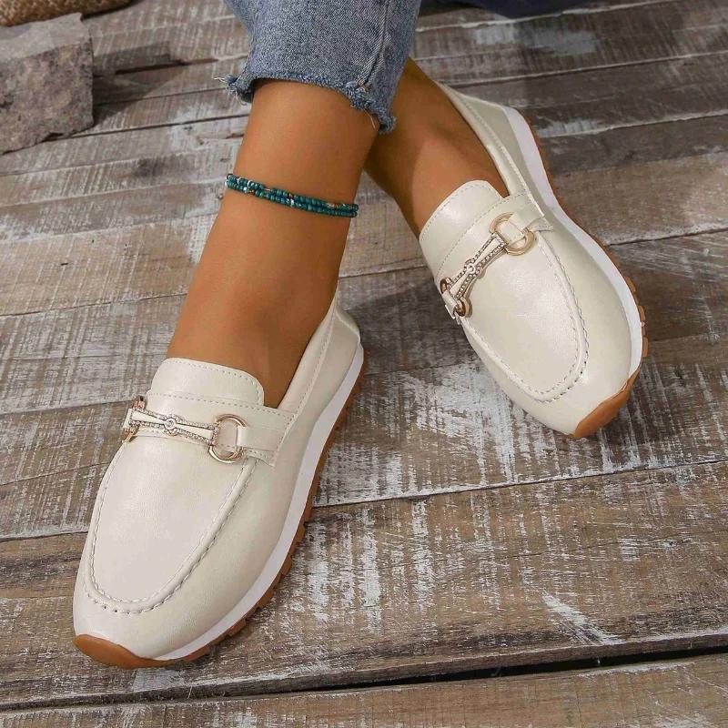 Fashion 2024 Hot Selling Shoes Women's Slip-on Women's Flat Shoes Autumn Round Toe Metal Decoration Mixed Color Soft Sole Casual Loafers