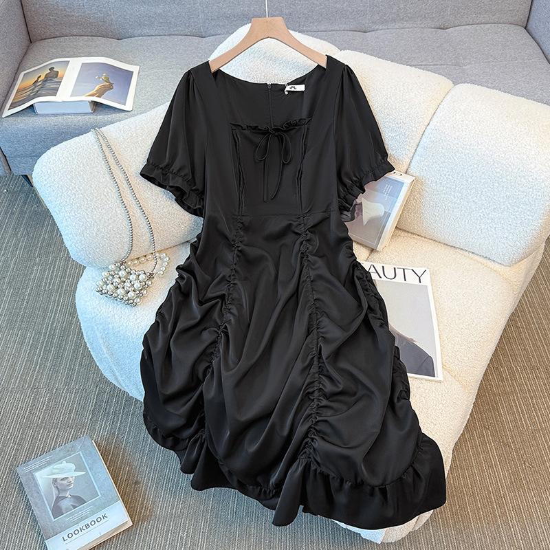 Plus-size Women's French Square-neck Short-sleeved Dress, A New Summer A-line Dress with A Sense of Design