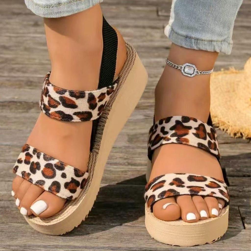 Damen Übergröße Leopardenmuster Keilsandalen - Sommer zum Hineinschlüpfen Outdoor Schuhe