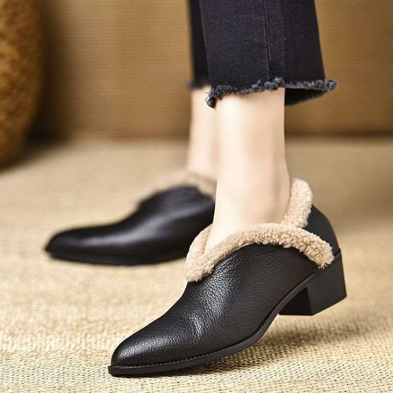 Autumn and winter new women's shoes thick heel fashion boots comfortable pointed hair fashion mother high heel thin boots