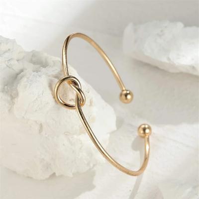 Metal Style Temperament High Fashion Versatile Knotted Open Bracelet Women