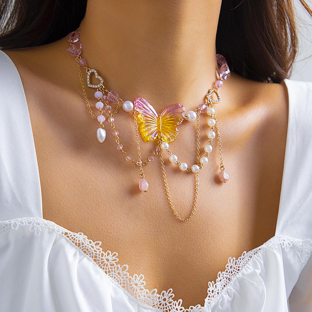 Holiday Style Sweet Spice Girl Strawberry Butterfly Necklace Female, Niche Temperament Imitation Pearl Tassel Necklace