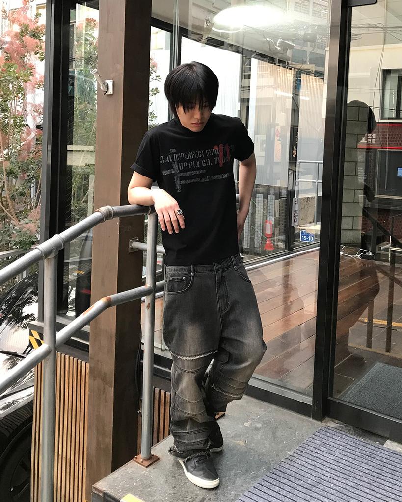 Gicheol 71-Node T-Shirt (Black)