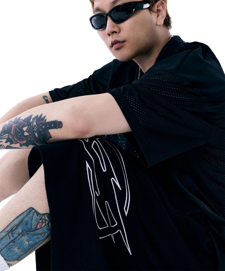 THERANK Side Symbol Tubular Pants [Black]