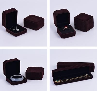 Luxury Velvet Jewel Case Box Ring Pendant Jewelry Display Organizer Box As Exquisite Gift Package