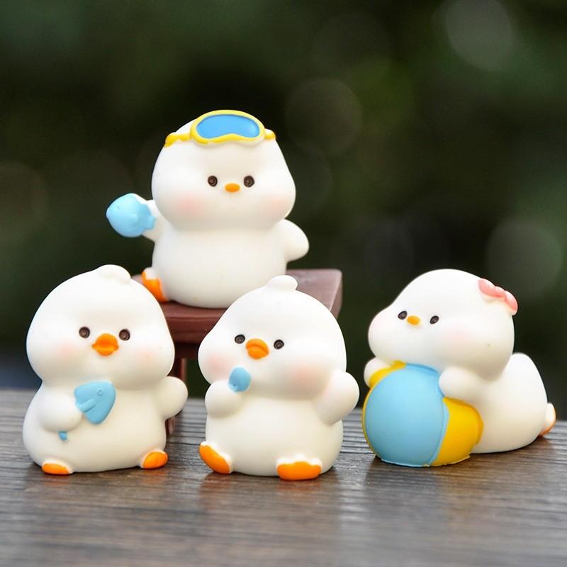 Resin Sea Animal Duck Sculpture For Indoor And Outdoor Creative Scenes