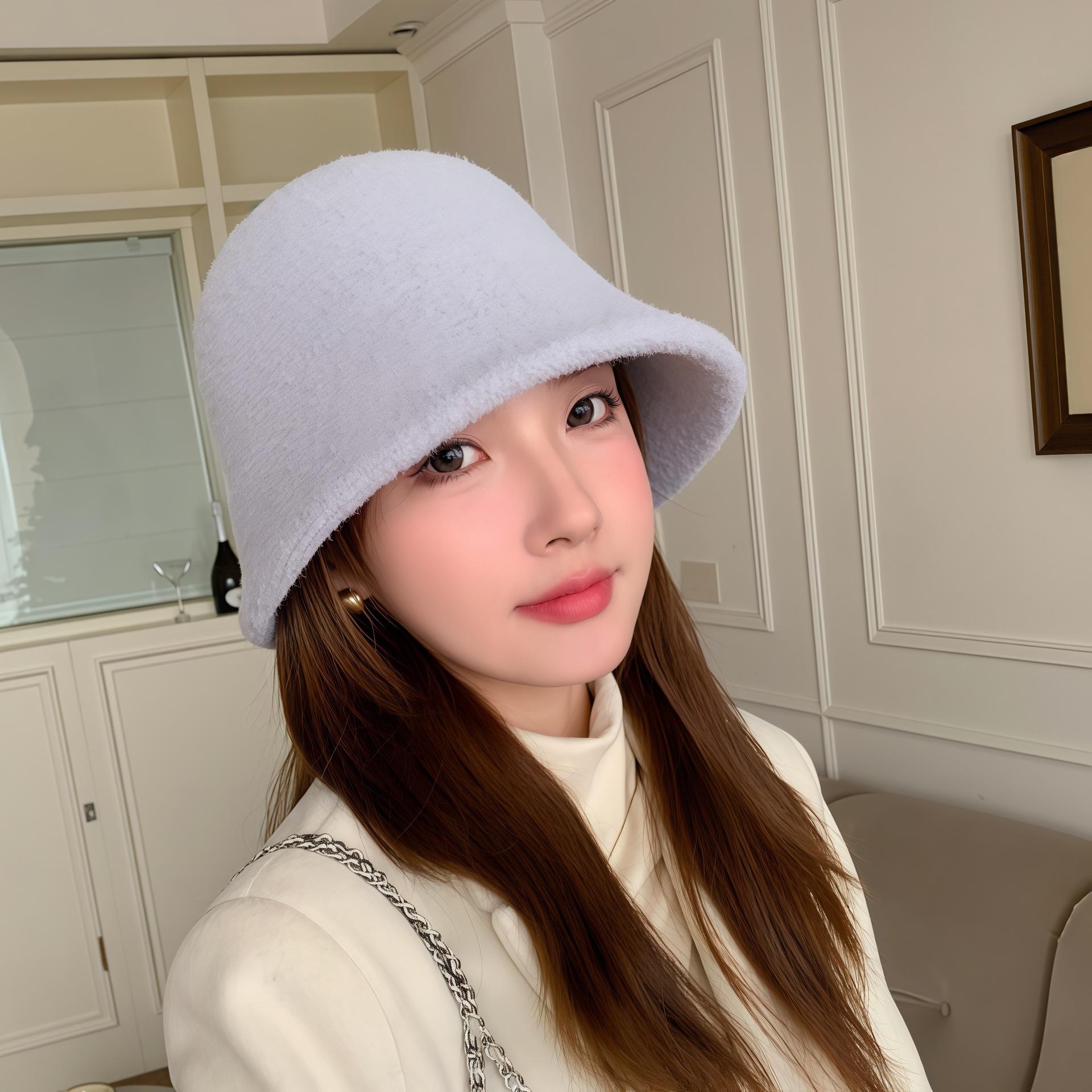 

Рыбацкая шляпа Женская Зимняя Новая Теплая Корейский Стиль Универсальная Шляпа, Подчеркивающая Маленькое Лицо, Осень и Зима Плюшевая Шляпа-Ведро one size