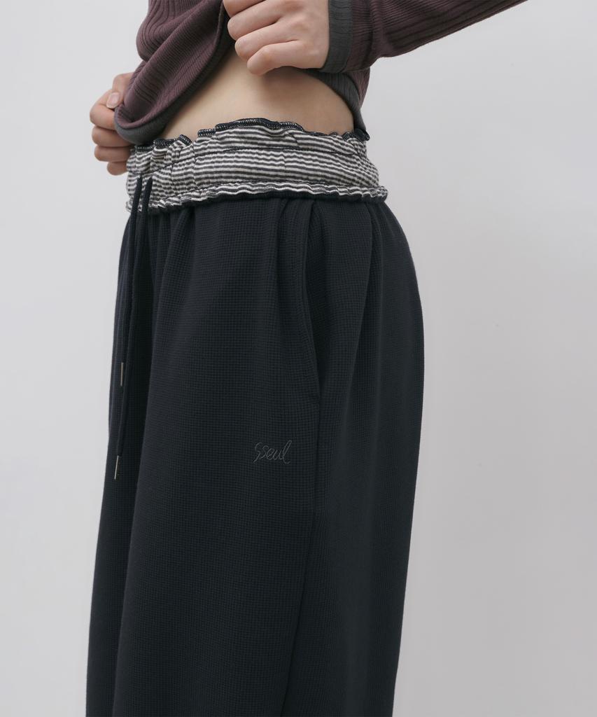 Seul Folded Waist Waffle Curved Tab Pants_Navy