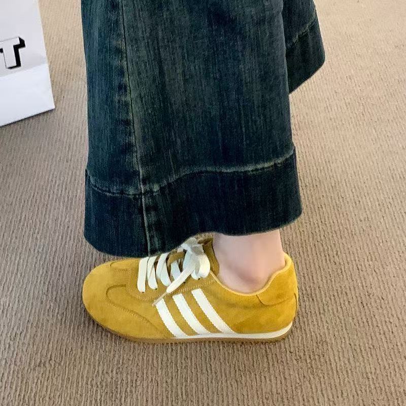 Retro Red German Training Shoes Women's 2025 Summer Explosion Versatile Flat Super Soft Forrest Gump Shoes Sports and Leisure Board Shoes