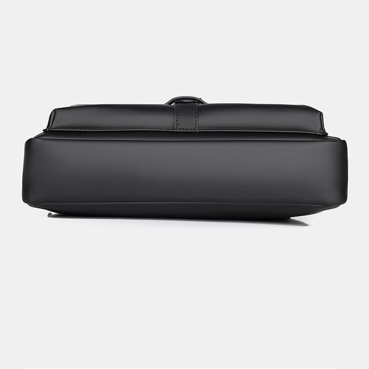 Men's cross-body charter function messenger bag