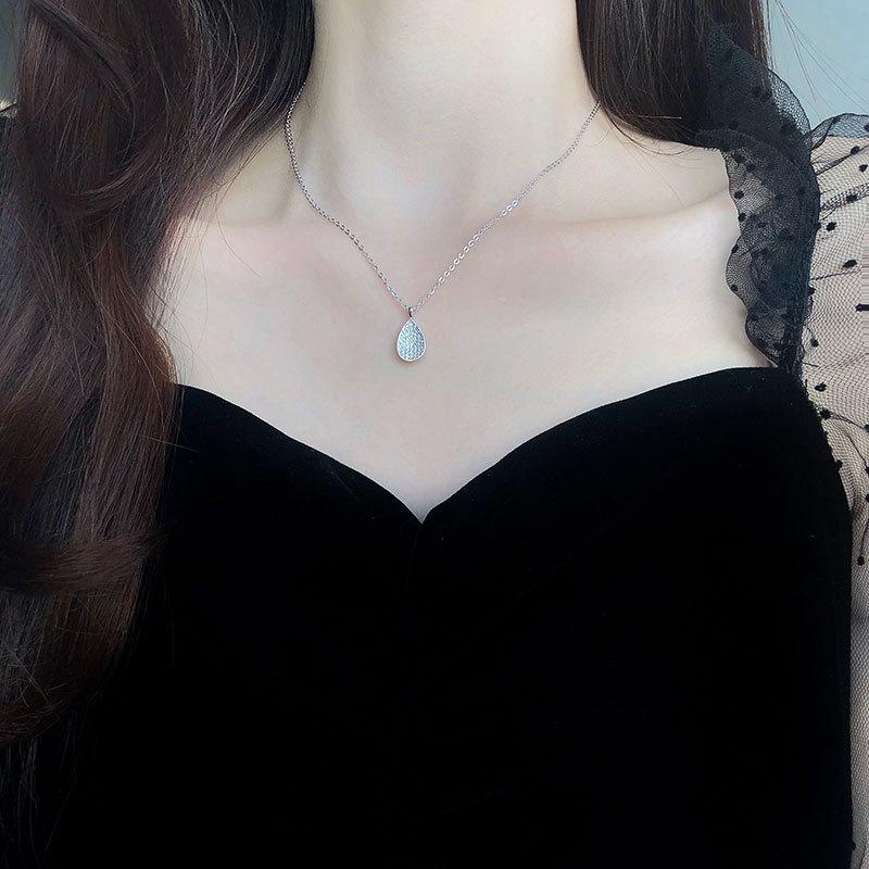 All-body Oval Necklace Japanese and Korean Simple Temperament Fashionable and Versatile Niche Collarbone Chain for Women