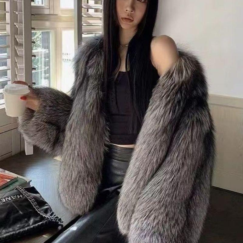 Autumn and Winter New Women's Clothing Temperament Socialite Youth Silver Fox Fur Coat Thick Warm Top Wool Sweater