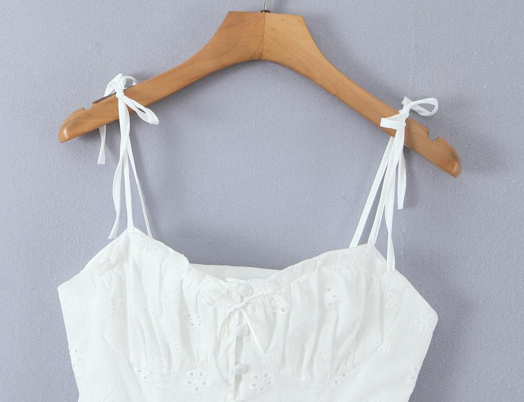 2026 French Style Women's Suit: Embroidered Bandeau Top + Low-Waist Lace-Up Skirt