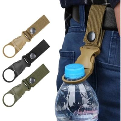 3 Stück Nylon-Wasserflaschenhalter-Clip, universelle Outdoor-Bergsteiger-Schnalle, tragbares, schnell aufhängbares Mineralwasserflaschen-Zubehör