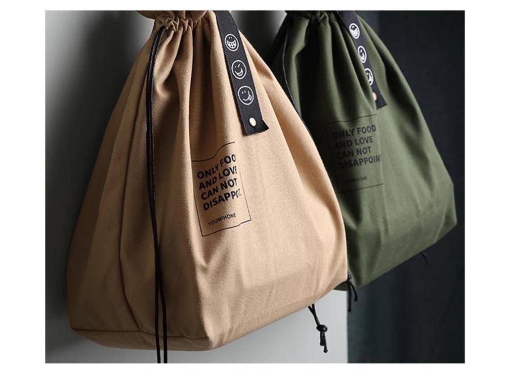 Nordische minimalistische isolierte Canvas-Bento-Tasche mit Kordelzug