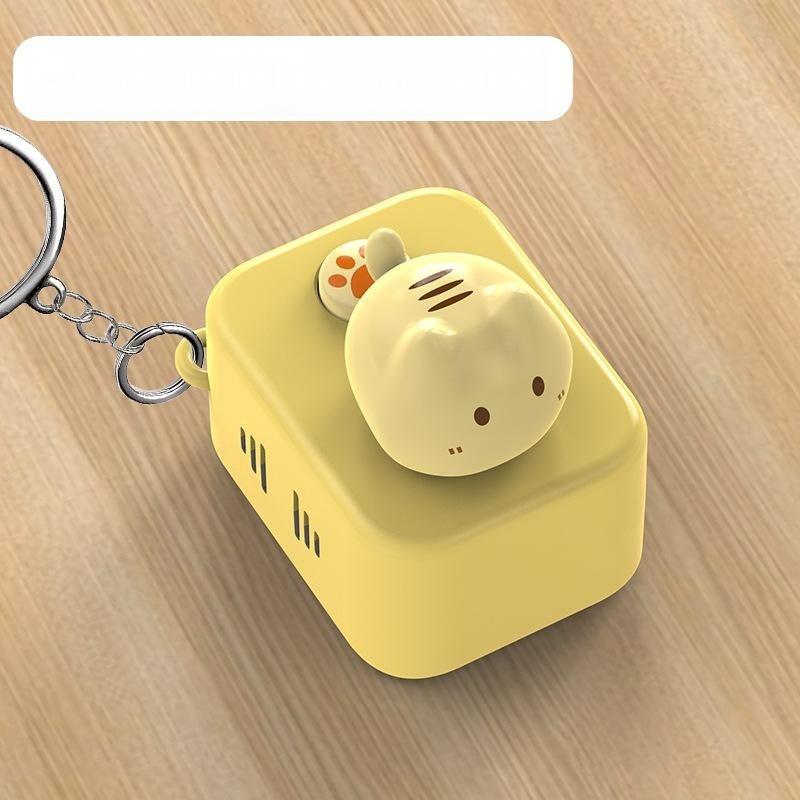 Cute Kawaii Cat Fidget Keychain Stress Relief Toy with Pressable Paw Playful Sound for Bag Decor Small Gifts