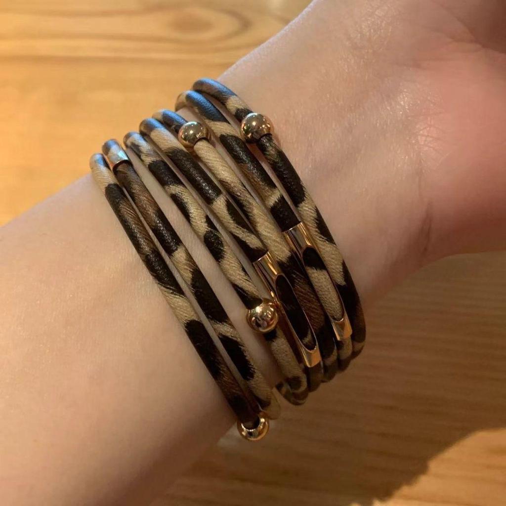 Vintage Leopard Print Leather Open Bangle: Elegant Multi-Layer Bracelet for Women’s Fashion
