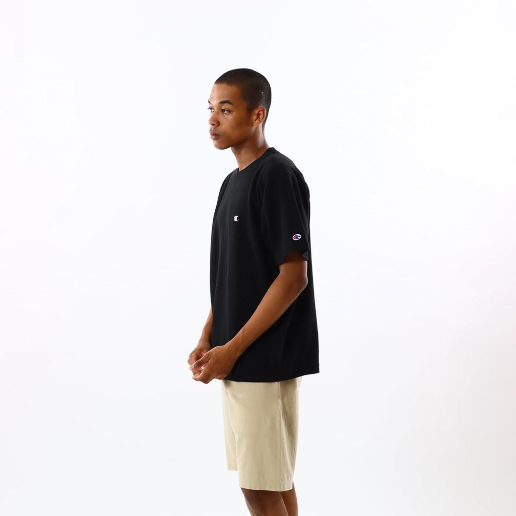 Champion Reverse Short Sleeve Relax with Embroidered Size This Reverse Short Sleeve Features a Relaxed Fit and a Crew Made of This Reverse Short
