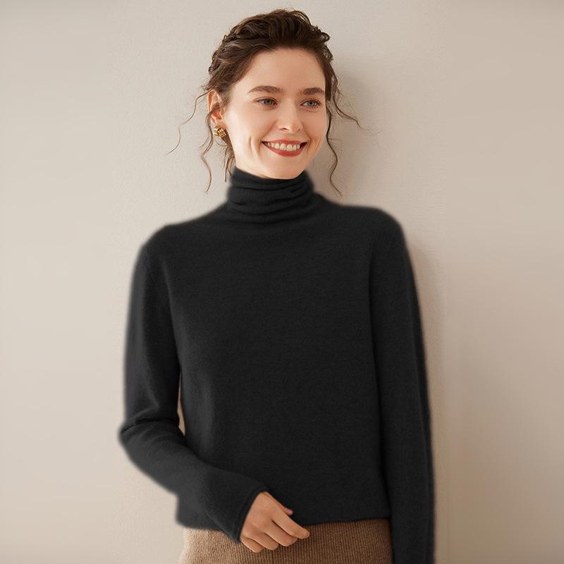 Women's Soft Cashmere Turtleneck Sweater - Stylish and Comfortable Knitwear for Fall and Winter