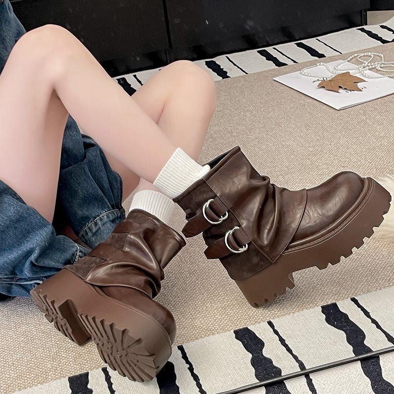 

The new model of the film is heightened and piled up. Western short boots with thick-soled trousers 2025 retro small autumn Martin boots for women 39