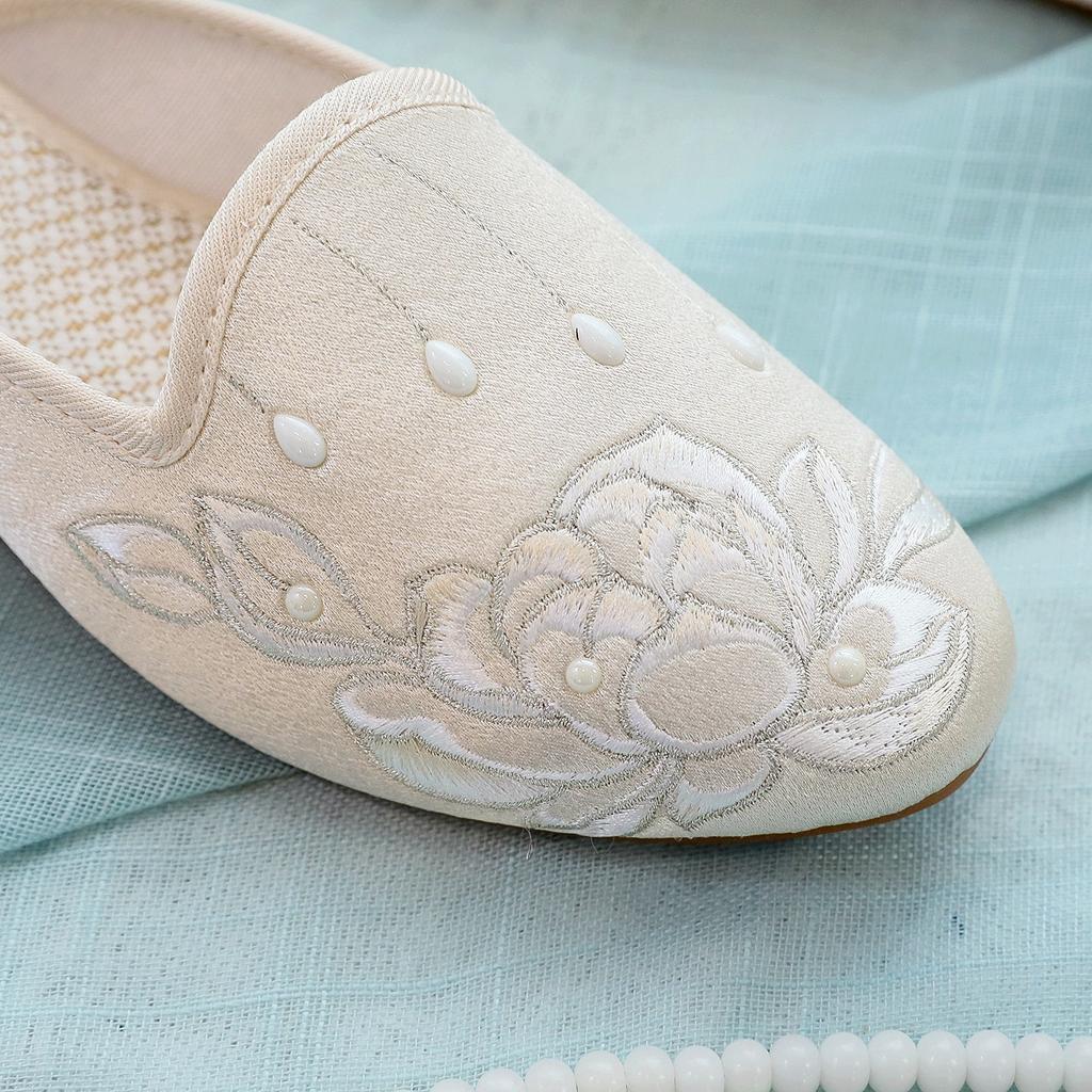 Slippers, flat-bottomed bag root embroidered cloth shoes with cheongsam 2025 spring and summer new women's shoes, sandals outside