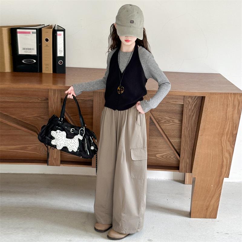 

Big Girls Spring & Autumn Three-Piece: Sweater Vest and Wide-Leg Pants - 2025 Korean Style Children s Clothing 170 cm