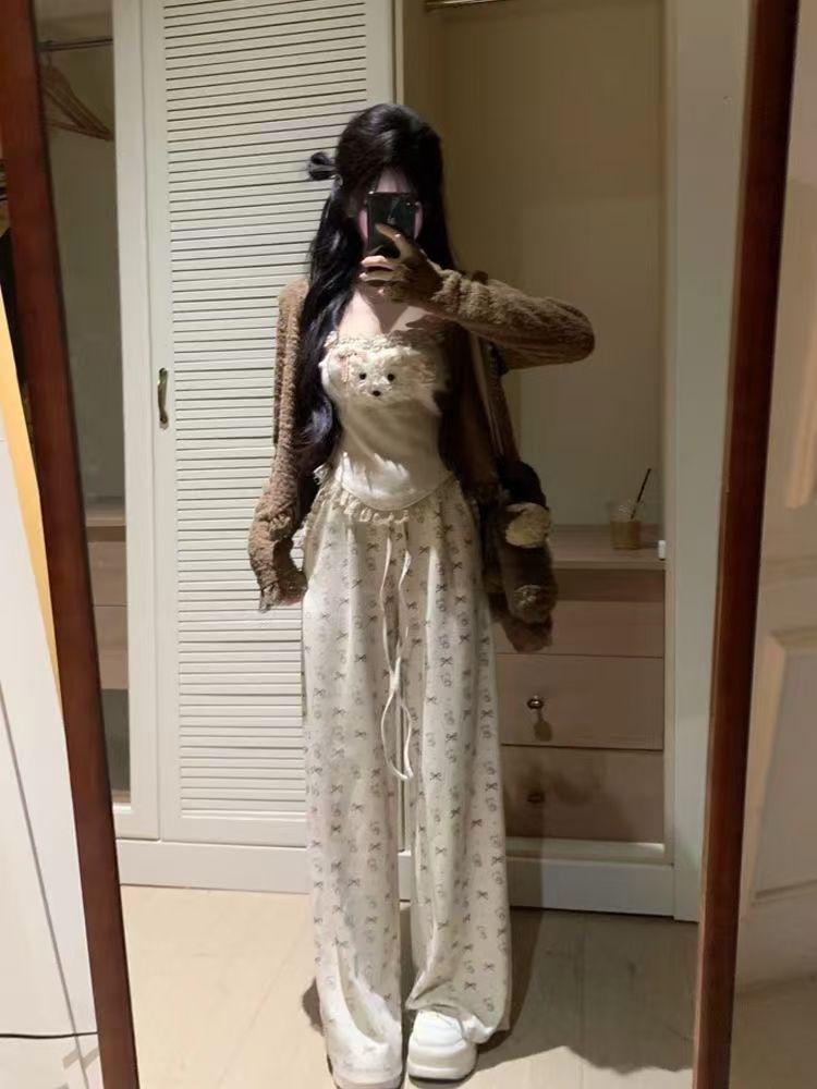 Autumn/Winter Cream Puppy Cardigan & Casual Slimming Vest with Long Pants Set