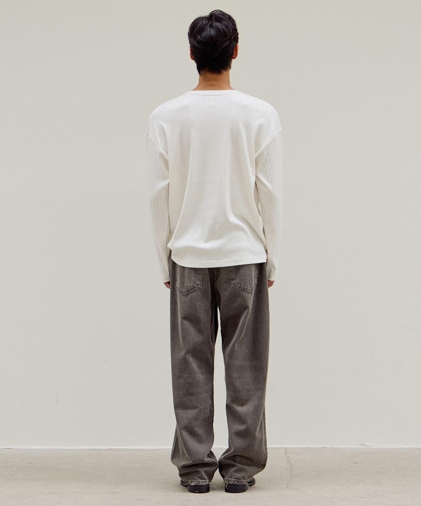 MOOD INSIDE Ribbed Snap Henley Neck Long Sleeve_White