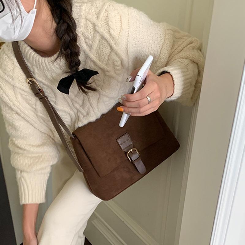 Women's Bag Student New Retro Temperament Suede Shoulder Armpit Bag Versatile Casual Tote Messenger Bag