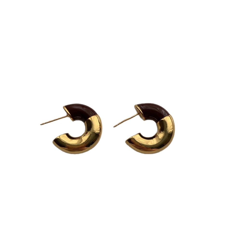 Boucles d'oreilles semi-circulaires en métal de couleur contrastée Boucles d'oreilles Luxe léger Mode Personnalité Simple Luxe léger Quotidien Premium Boucles d'oreilles polyvalentes