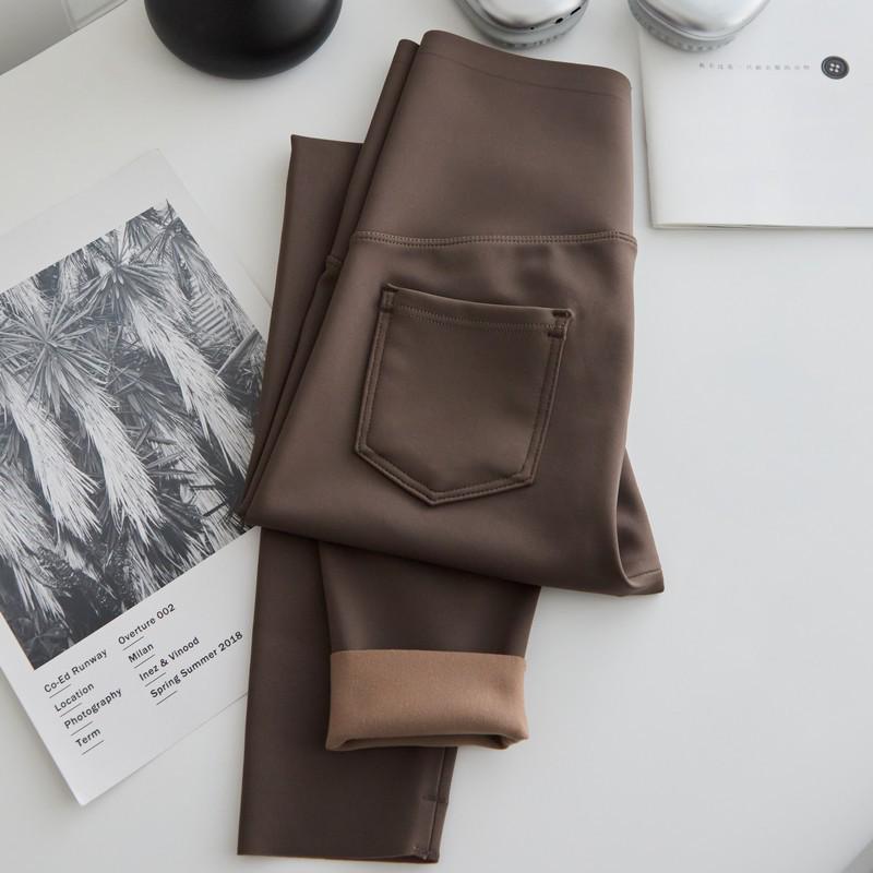 

Женские штаны для йоги Shark с высокой талией: Осень/зима. На бархатной подкладке, приподнимает бедра, утягивает, с волшебными карманами. Small