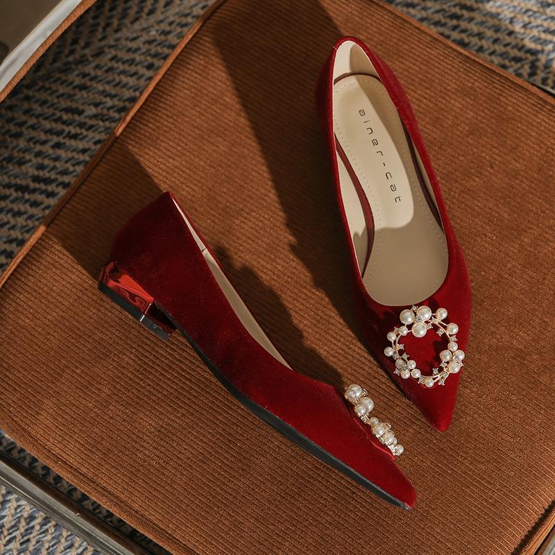

211-5 flat-soled wedding shoes women s thick heel 2025 new shallow rhinestone pearl Xiuhe wedding dress sole heel single shoes 40
