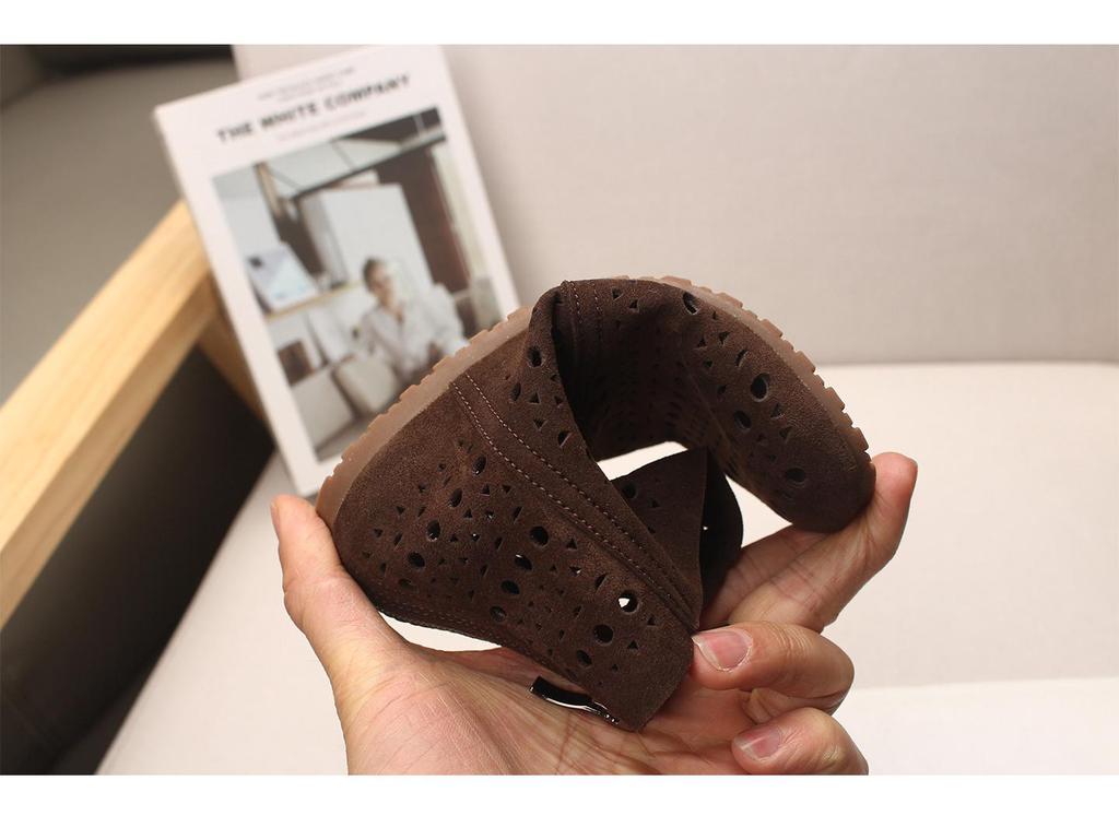 2026 Summer Korean Style Fashionable Girls' Short Boots - Breathable Hollow Sandals for Toddlers with Soft Soles