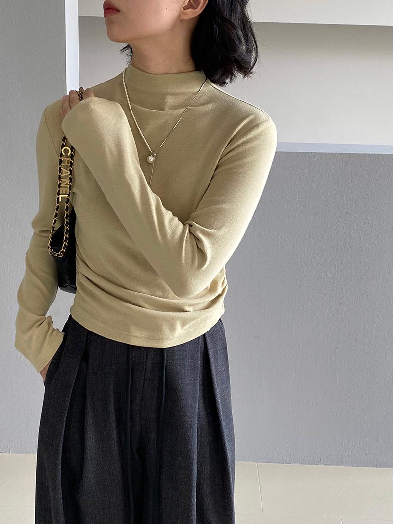 

Jiangzuo Women s Autumn Layered Inner Top: 6-Color, Long-Sleeve, Pleated Waist Half-High Collar. One size