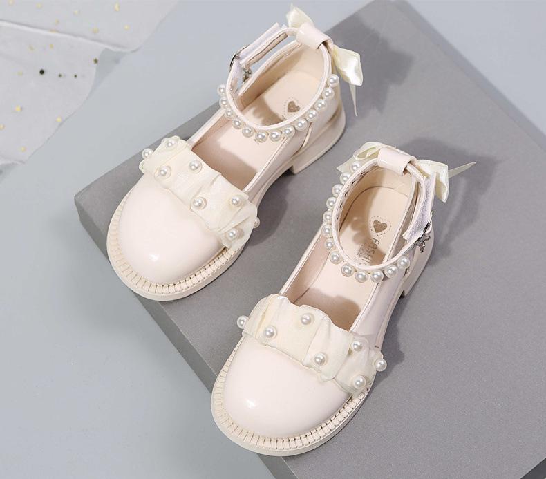 2025 New Korean-Style Girls' Leather Princess Shoes for Spring and Autumn - Soft Sole for Primary School Students