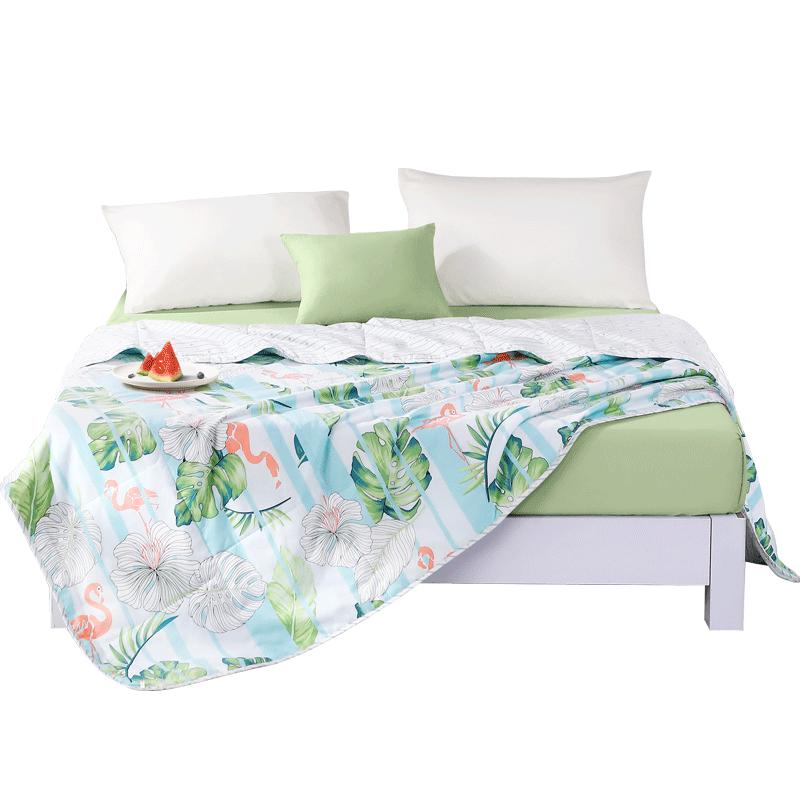 FUANNA Washable 7-Hole Antibacterial Summer Quilt
