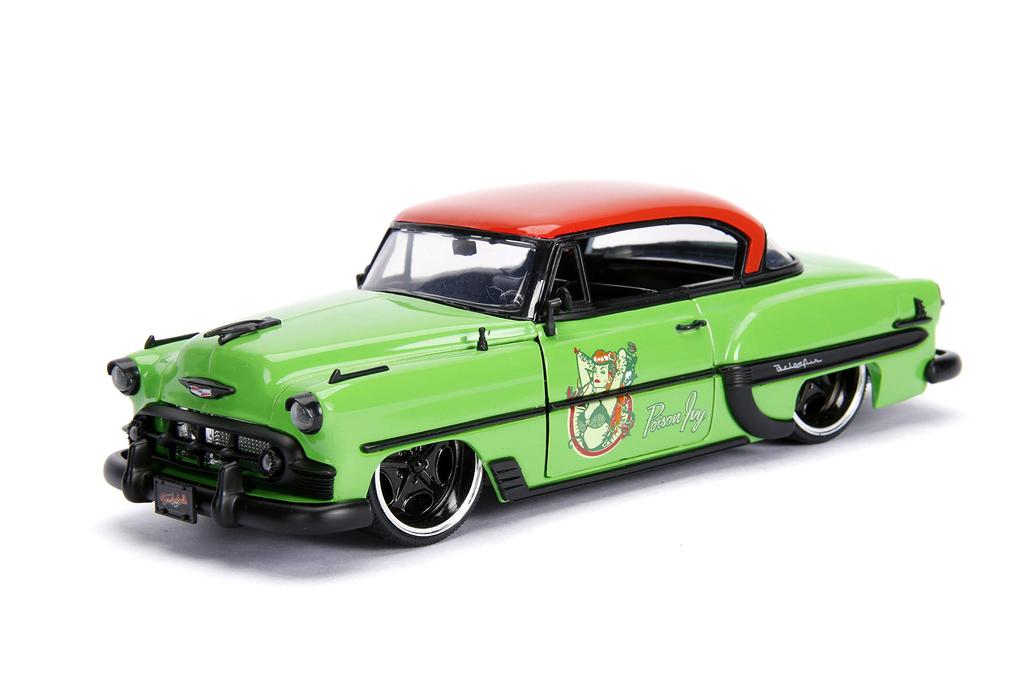DC COMICS BOMBSHELLS 1953 CHEVY BELL AIR HARDTOP POISON IVY Mini Car 124 &