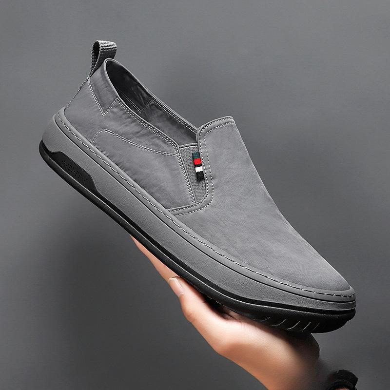 2025 Spring and Autumn New Men's Shoes Breathable Casual Lightweight Soft Soles Men's Versatile One-pedal Lazy Shoes Men