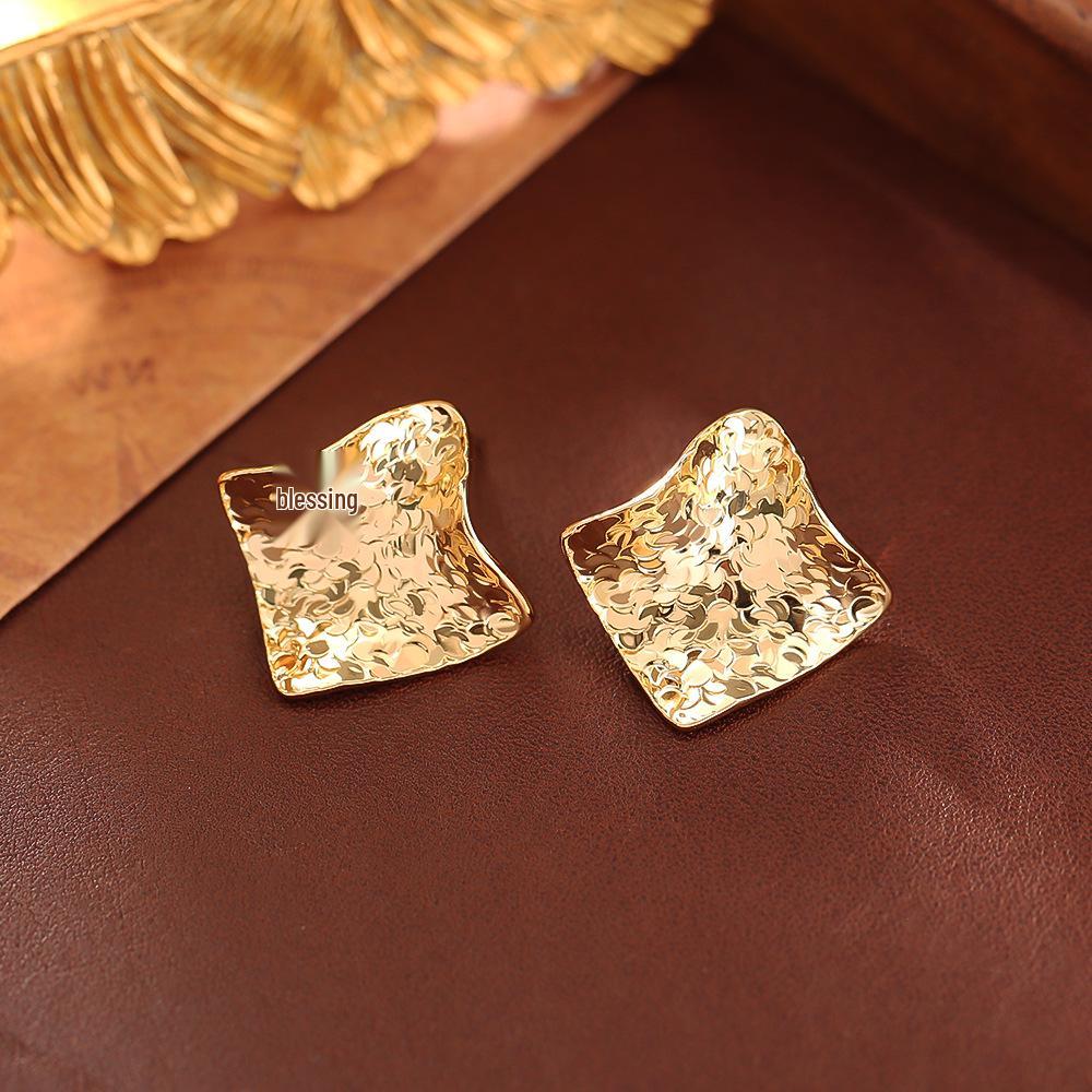 High-End European & American Style Irregular Fashion Earrings for Women