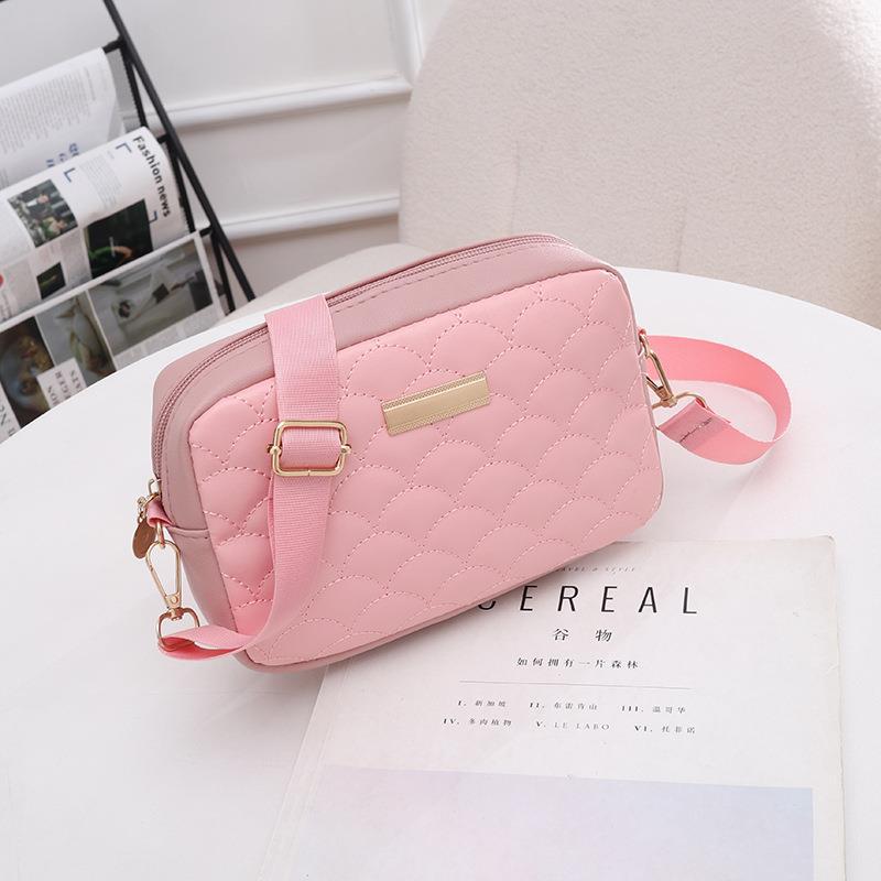 Fashion Embroidered Bag Ladies Bag Versatile New Ladies Shoulder Bag Elegant Large Capacity Messenger Bag